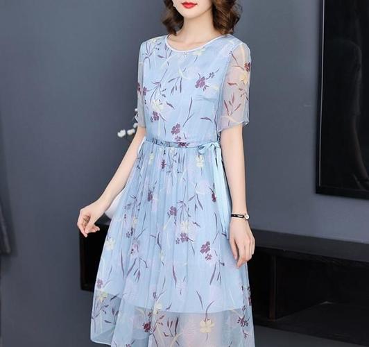 女性打蓝球能减肥吗 打篮球的好处