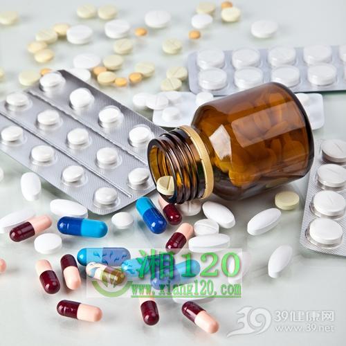 药品 药物 药片 胶囊 药瓶_14589551_xl