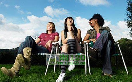 大笑1小时可燃100卡路里热量