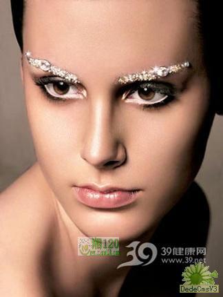 当心药妆可能成为肌肤毒药 当心药妆可能成为肌肤毒药