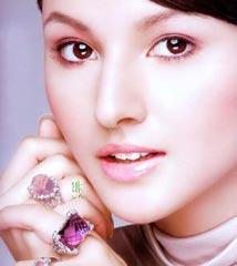 护肤:来一次面部“大扫除”