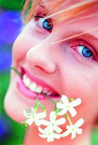 不多涂化妆品(新浪女性配图,来源:精品购物指南)