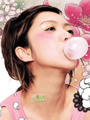 过多嚼口香糖会加深法令纹