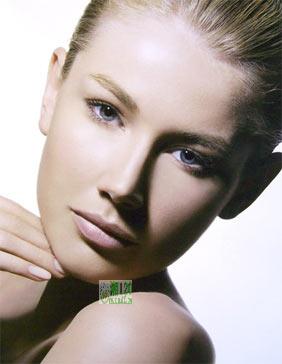 美肌达人为你揭露毛孔变大的六大祸根