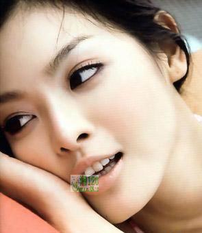 为何双眼皮手术越来越热