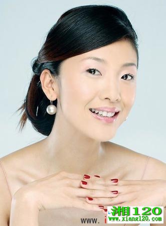 单眼皮MM眼部化妆技巧