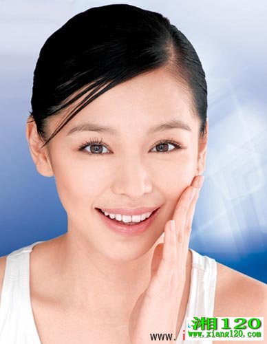 化妆水要这样抹 才给力(3)
