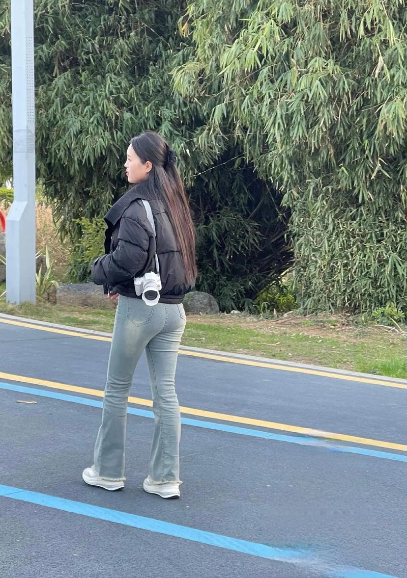 眼睛疼带着头疼是怎么回事 眼睛疼带着头疼是怎么回事