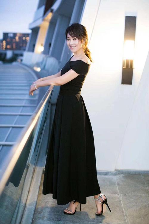 怎么让头发变多 独家9个让发量显多的方法 怎么让头发变多 独家9个让发量显多的方法