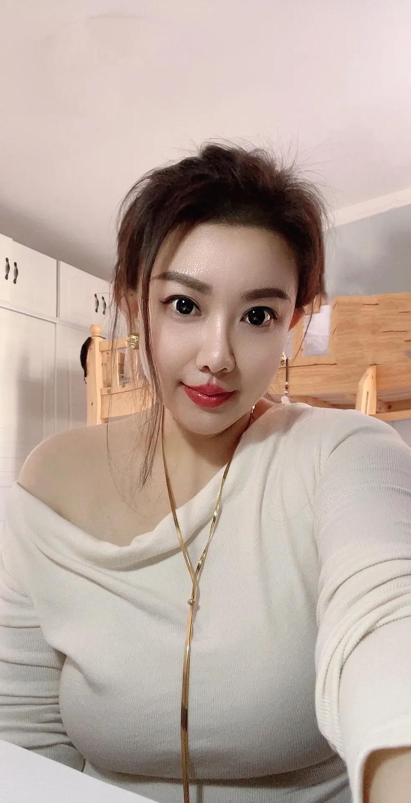 乳液和面霜的区别有哪些 带你了解二者的差异 乳液和面霜的区别有哪些 带你了解二者的差异