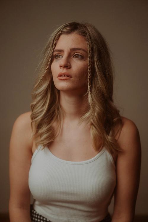 抹布女也有春天插曲 抹布女也有春天插曲谁唱的 抹布女也有春天插曲 抹布女也有春天插曲谁唱的