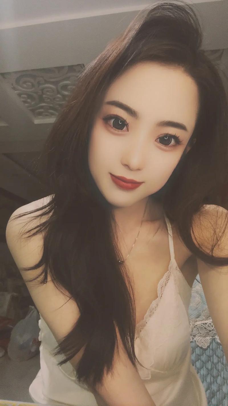 ��ĸ����_��ɫ��ĸ����