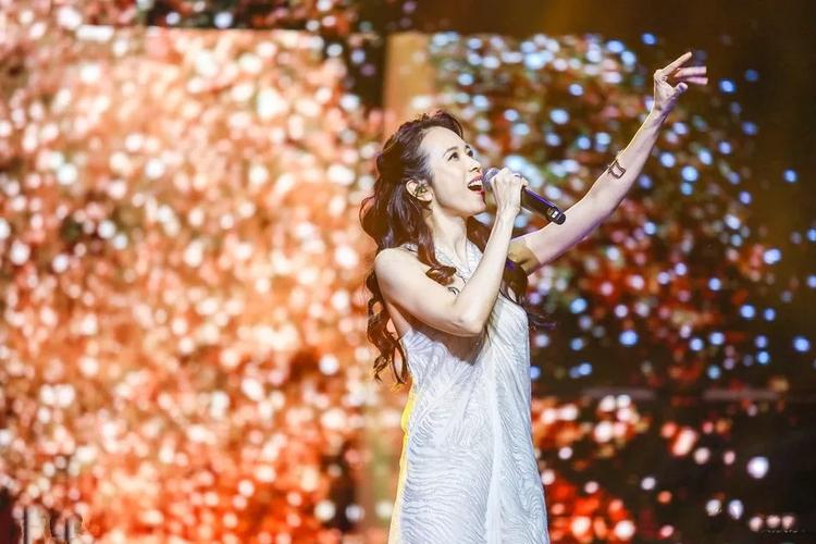 ��˼˼�ݹ������е��Ӿ�