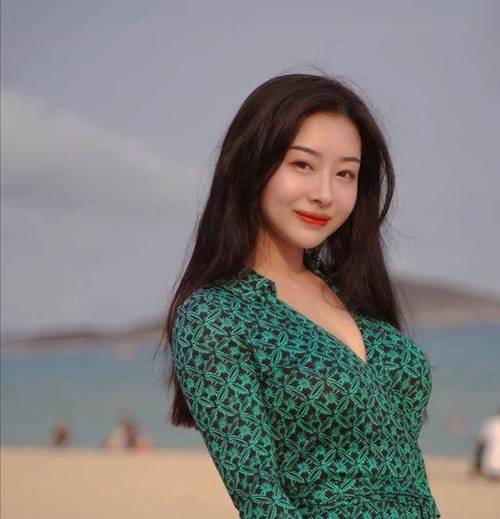 手上长了很多小颗粒像鸡皮疙瘩怎么回事 手上长了很多小颗粒像鸡皮疙瘩怎么回事