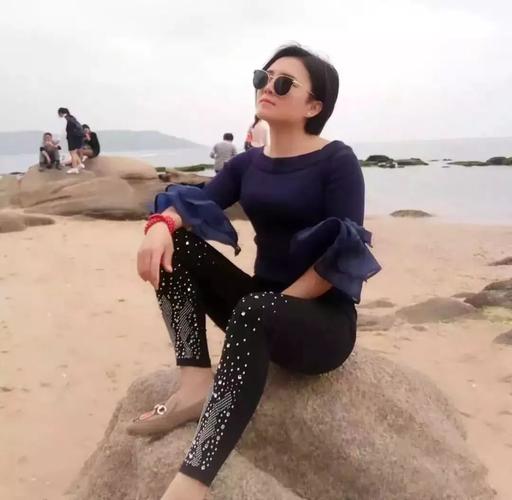 右背部皮肤灼伤感怎么回事 右背部皮肤灼伤感怎么回事