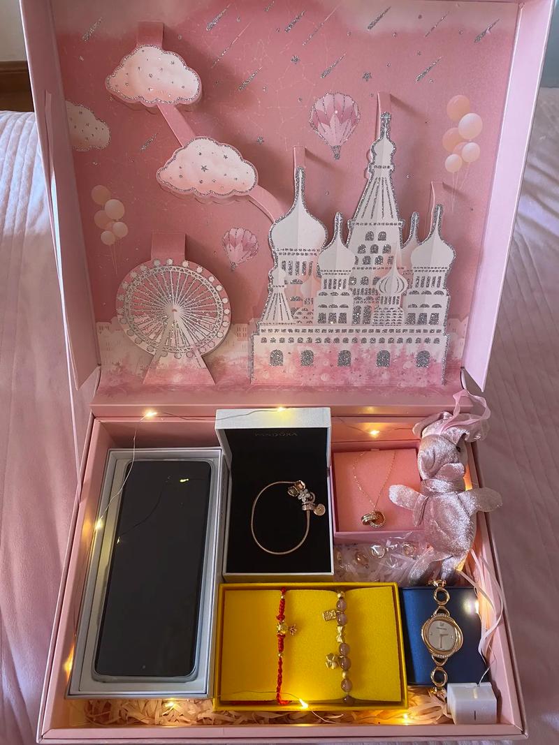 刘德华娶了几任老婆 刘德华有娶老婆吗 刘德华娶了几任老婆 刘德华有娶老婆吗