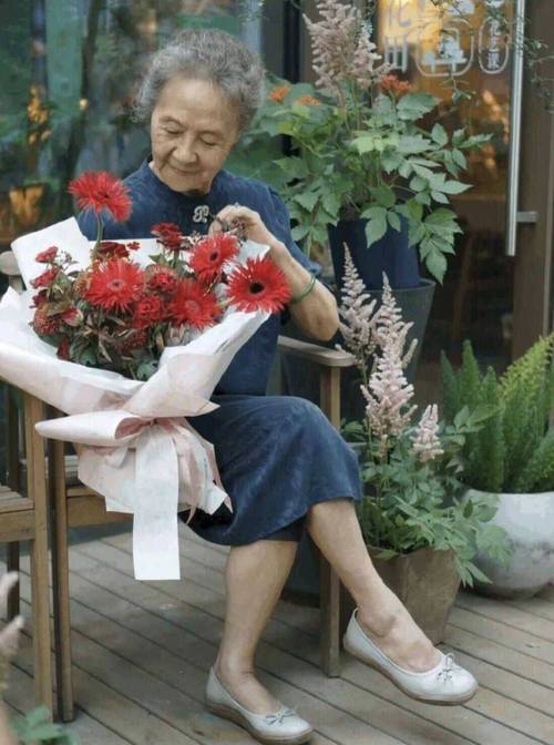 绞股蓝红曲胶囊的功效与作用 绞股蓝红曲胶囊三大功效 绞股蓝红曲胶囊的功效与作用 绞股蓝红曲胶囊三大功效