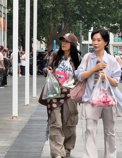 轻度脱发如何治疗方法 专家给出5个意见 轻度脱发如何治疗方法 专家给出5个意见