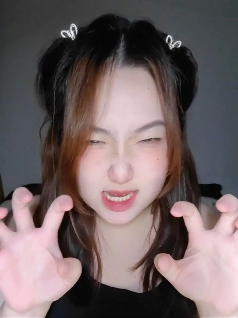 指关节增厚变硬是风湿吗 指关节增厚变硬是风湿吗