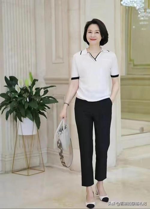 �＾Ů����ô���� 3������ε�Ů���＾������