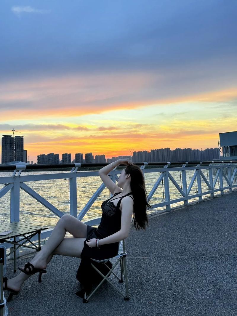 狮吼龙腾 狮吼龙腾布老虎吃人 狮吼龙腾 狮吼龙腾布老虎吃人