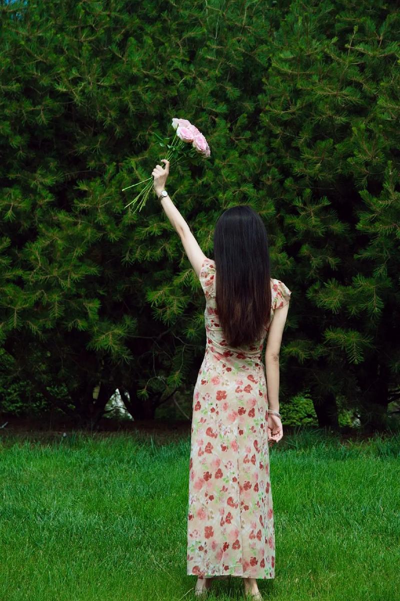 脂溢性脱发到底要怎么治疗 脂溢性脱发到底要怎么治疗