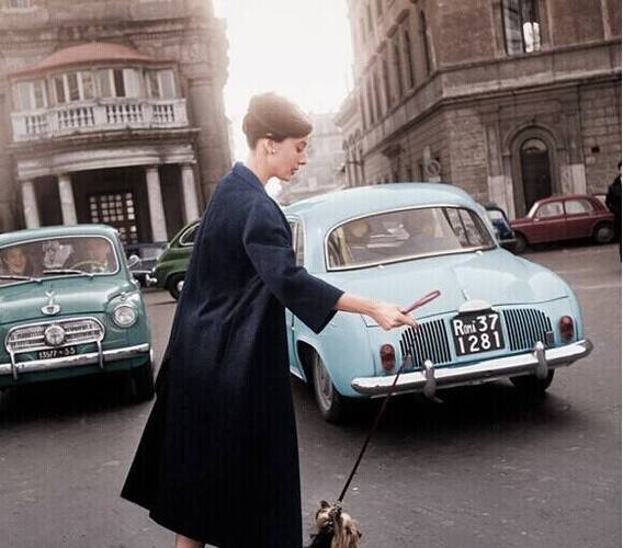 牙龈发黑是什么原因 牙龈发黑是什么原因