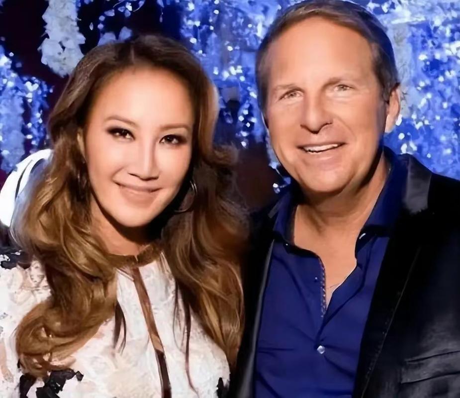 �ӹ���ĤϢ��զ����