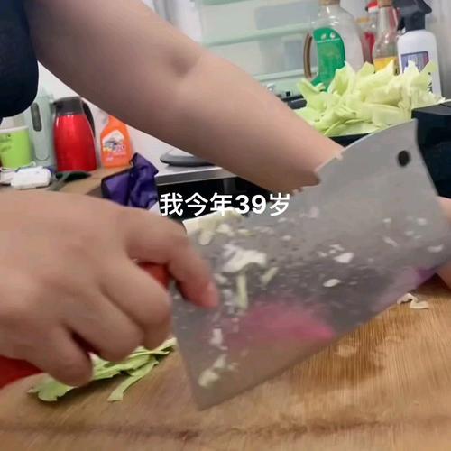 强直性脊柱炎注意事项 了解四项便能健康生活 强直性脊柱炎注意事项 了解四项便能健康生活