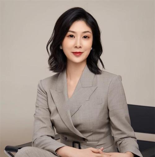 跷二郎腿对男性的危害有哪些 专家来阐述 跷二郎腿对男性的危害有哪些 专家来阐述