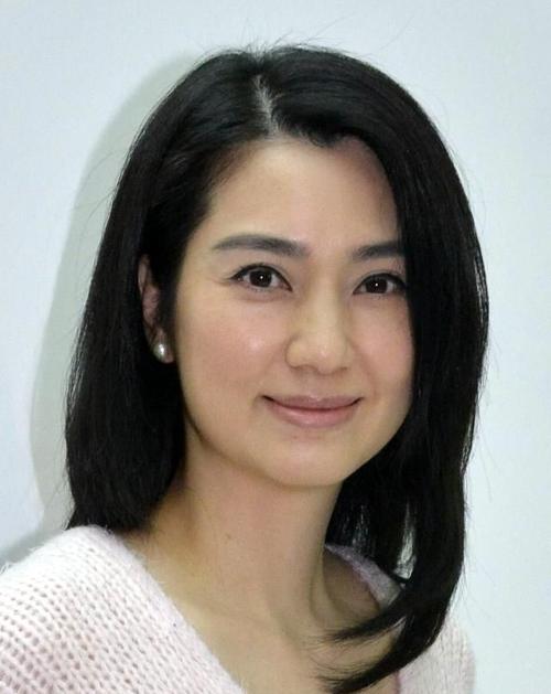 淫羊藿胶囊的功效与作用 淫羊藿胶囊三大功效 淫羊藿胶囊的功效与作用 淫羊藿胶囊三大功效