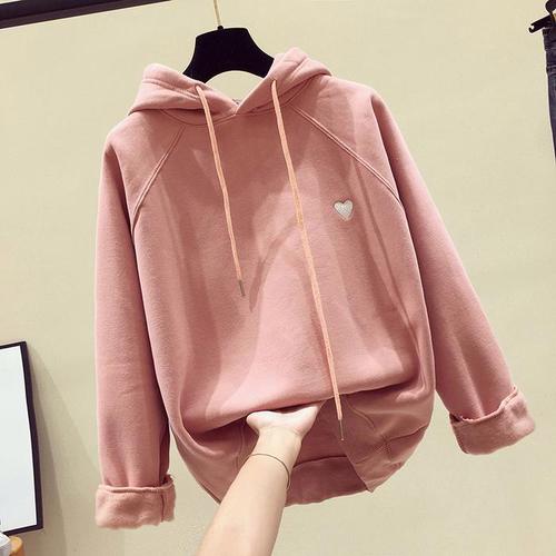 西芹的功效与作用是什么 西芹的四个作用 西芹的功效与作用是什么 西芹的四个作用