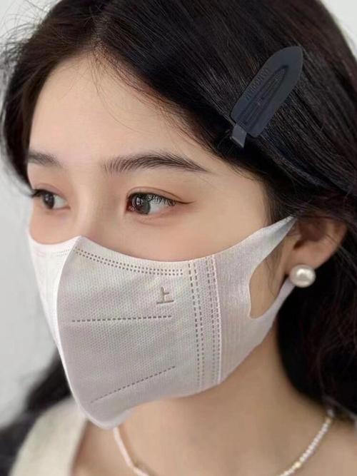 �����ۺͶ�������һ����