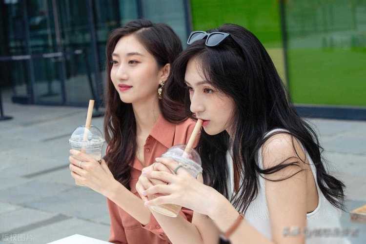 左脚扭伤小腿肚子疼是怎么回事 左脚扭伤小腿肚子疼是怎么回事