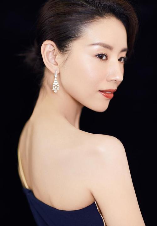 睡前用电脑损坏健康吗 睡前玩电脑最伤男人身 睡前用电脑损坏健康吗 睡前玩电脑最伤男人身