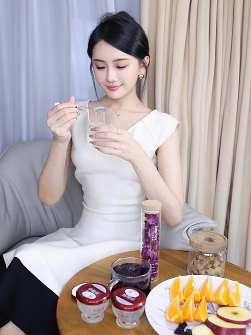 用柠檬水洗脸好吗 柠檬水洗脸的正确方法 用柠檬水洗脸好吗 柠檬水洗脸的正确方法