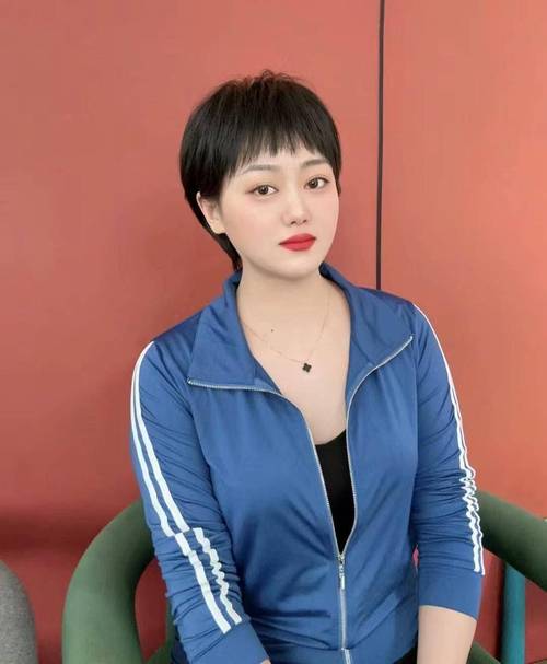 桥本甲状腺炎b超表现是怎么样的 桥本甲状腺炎b超表现是怎么样的