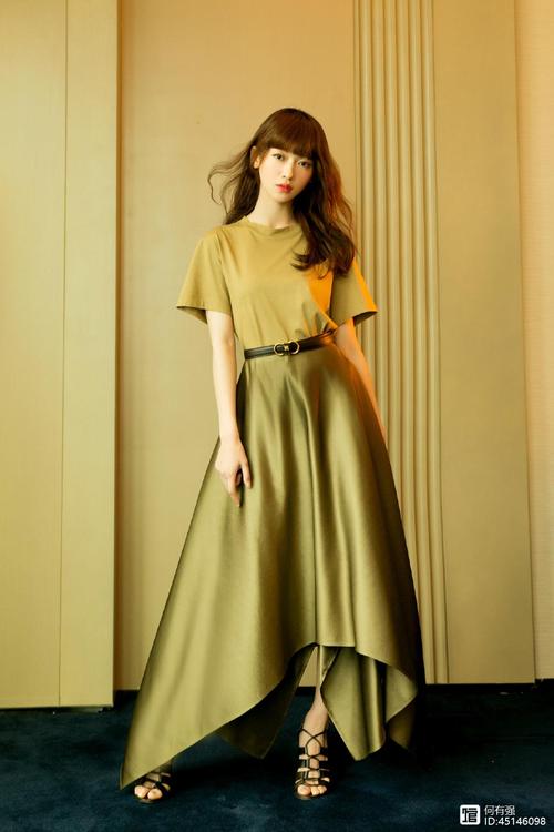 ������ͷ��ʹ��զ����θʹ