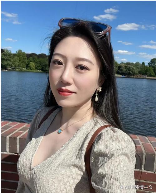 都江堰首次发现2亿年前恐龙足迹 成都成中国最早的恐龙活动区域之 都江堰首次发现2亿年前恐龙足迹 成都成中国最早的恐龙活动区域之