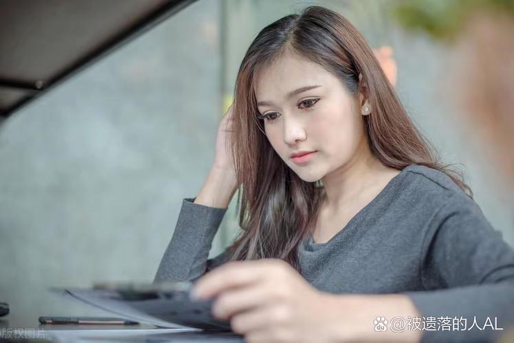 �ձ�һ���˵��������鶼�Ǳ���ʨ