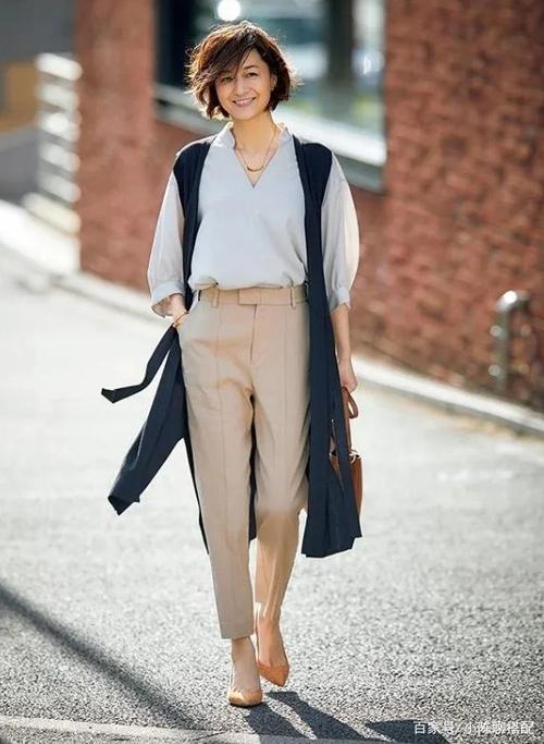 红花油的功效与作用 4大主要功效知多少 红花油的功效与作用 4大主要功效知多少