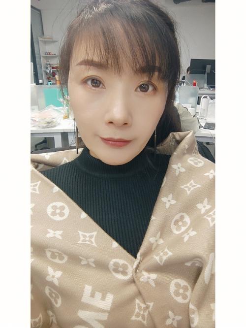 ����������9��Ů������Ѱ�� ����Ů���赹�ݿ�����