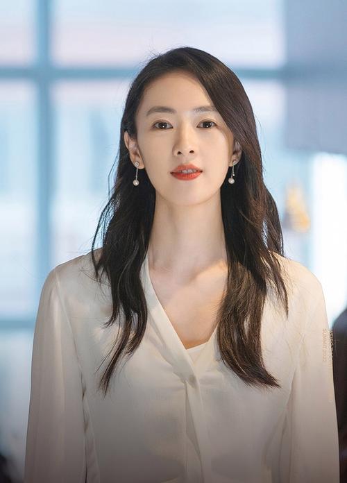 新加坡禁止中学生校内用智能手机手表 研究称玩手机会削弱智商 新加坡禁止中学生校内用智能手机手表 研究称玩手机会削弱智商