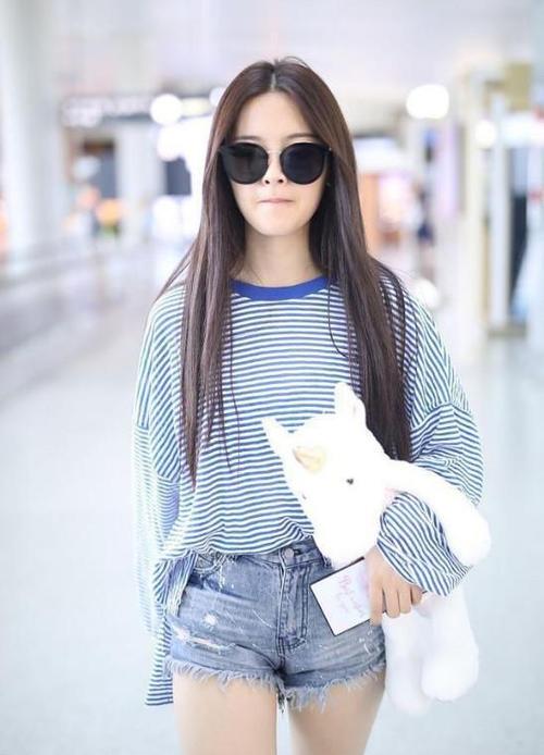 香蕉皮的七个巧用途 吃完的香蕉皮可千万别扔 香蕉皮的七个巧用途 吃完的香蕉皮可千万别扔