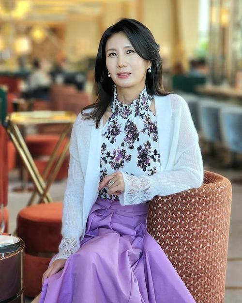 中暑按摩穴位 轻轻松松解决中暑问题 中暑按摩穴位 轻轻松松解决中暑问题