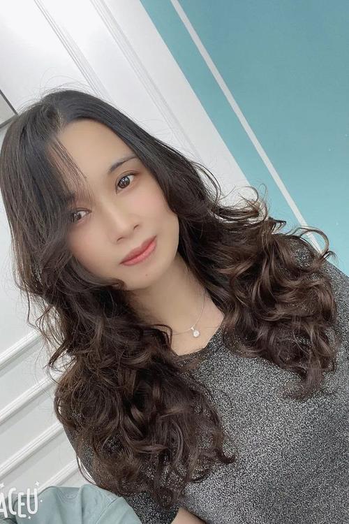 指甲上有白色斑点是怎么回事 警惕5大疾病症状 指甲上有白色斑点是怎么回事 警惕5大疾病症状