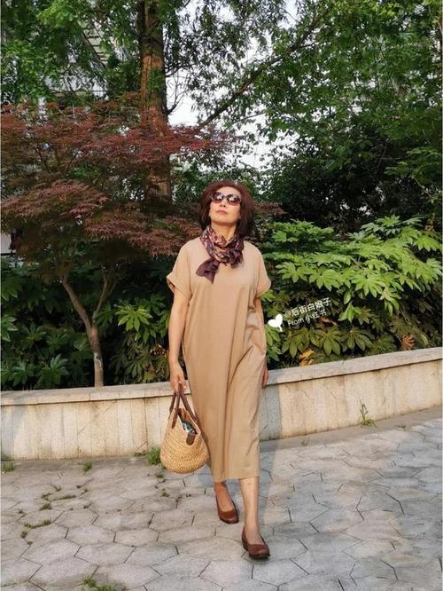 治疗脱发的误区主要都有哪些呢 专家讲解脱发治疗误区 治疗脱发的误区主要都有哪些呢 专家讲解脱发治疗误区