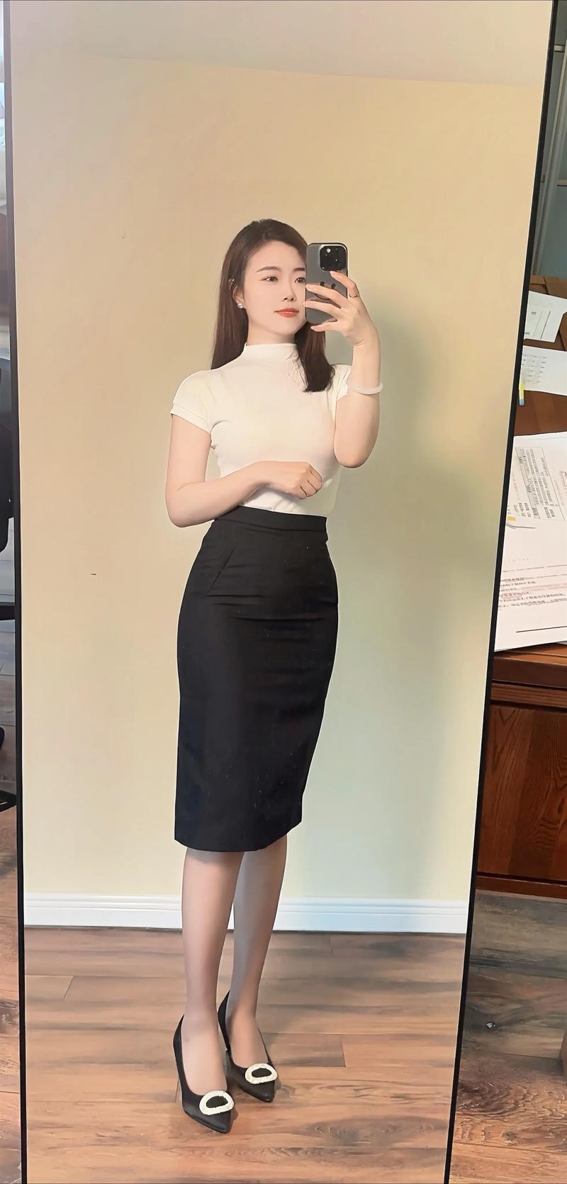 ��Ա�����Ӹ������Ͻ���