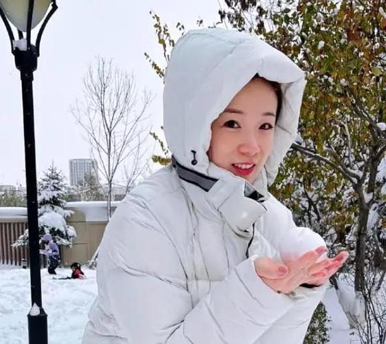 萧亚轩整容前 萧亚轩整容前