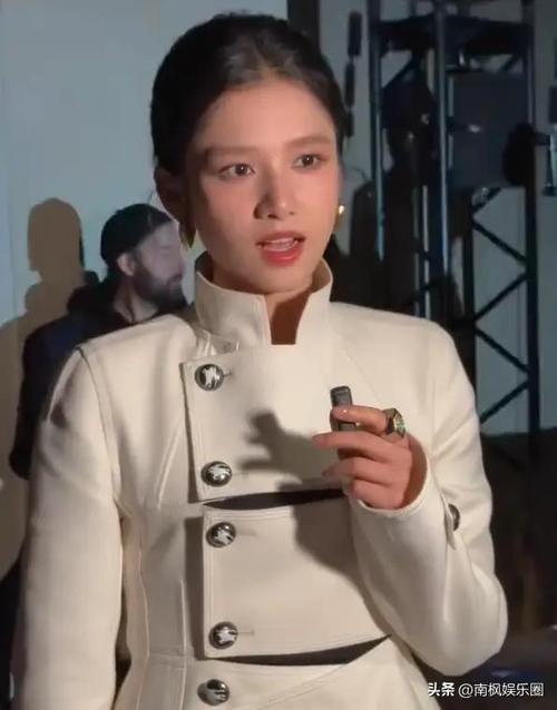 胸部有积液是什么病 胸部有积液是什么病